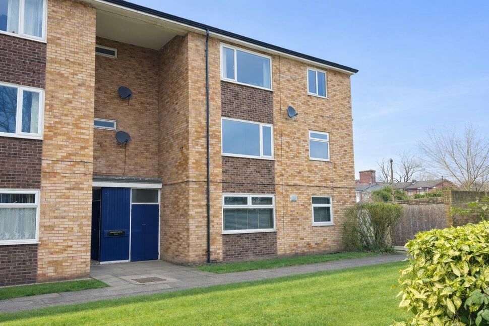 Main image of 2 bedroom Flat to rent, Carslake Avenue, Bolton, Greater Manchester, BL1