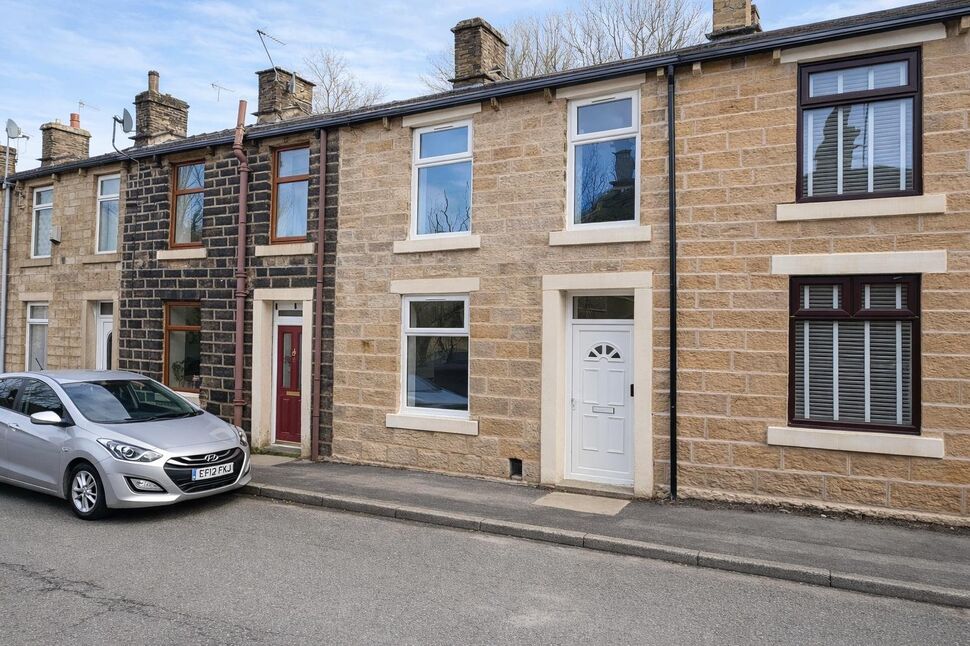 Main image of 2 bedroom Mid Terrace House to rent, Lee Road, Bacup, Lancashire, OL13