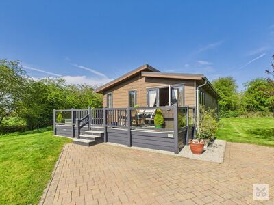 Foxhunter Residential Caravan Park, 2 bedroom Detached Property for sale, £230,000