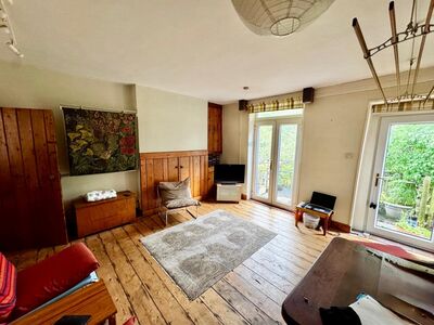 3 bedroom Mid Terrace House for sale