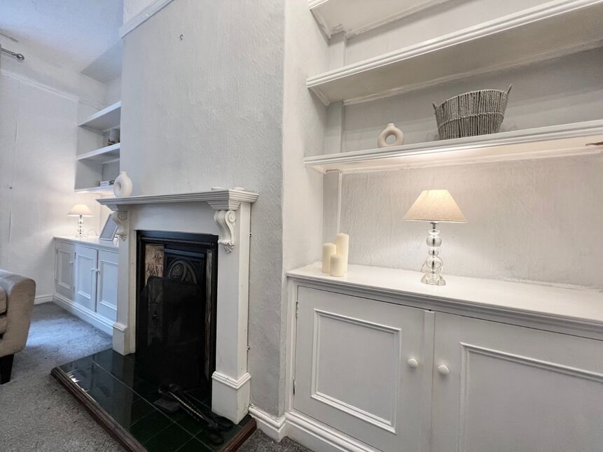 2 bedroom End Terrace House for sale, Park Road, Ramsbottom, BL0 £250,000