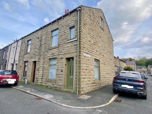 Main image of 4 bedroom End Terrace House for sale, Woodlea Road, Rossendale, 305., BB4