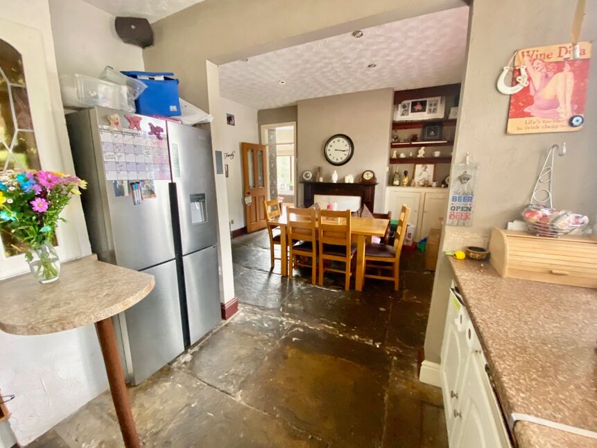 3 bedroom End Terrace House for sale, Holme Terrace, Townsend Fold, BB4