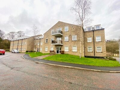 Holly Mount Way, 2 bedroom  Flat for sale, £224,950