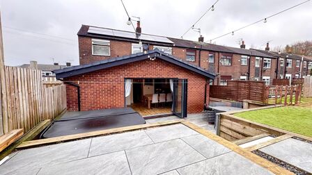 Yew Tree Grove, 3 bedroom End Terrace House for sale, &pound;225,000