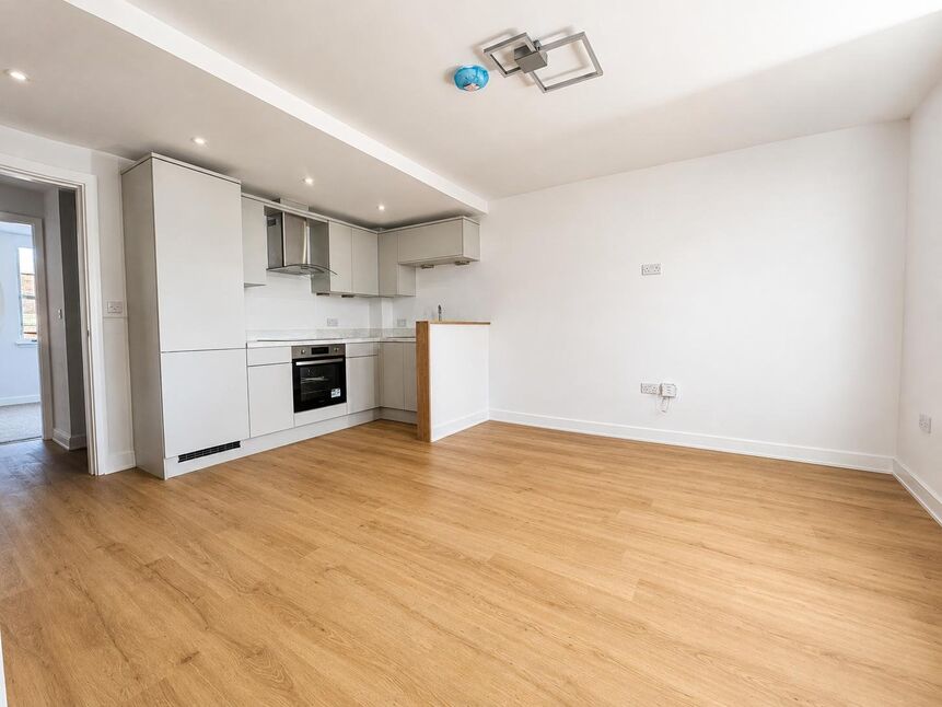 1 bedroom Flat for sale
