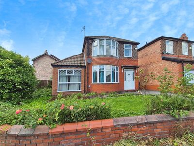 Bowerfold Lane, 3 bedroom Detached House to rent, £1,600 pcm