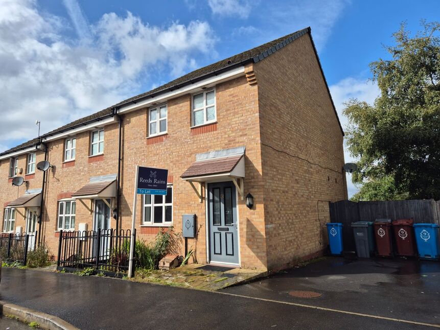 Main image of 3 bedroom Semi Detached House to rent, Shillingford Road, Gorton, Manchester, M18