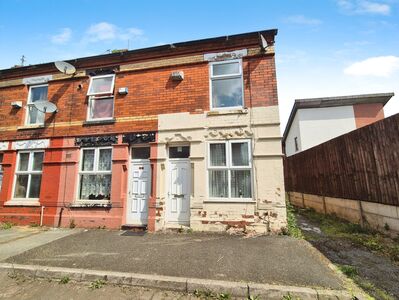 2 bedroom End Terrace House for sale