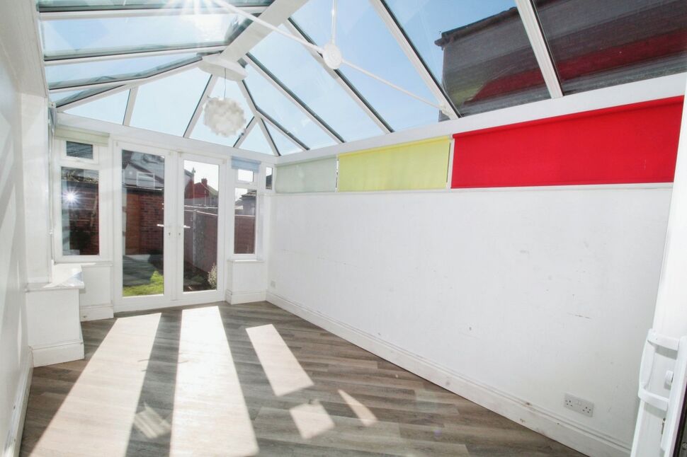 3 bedroom Semi Detached House for sale, Reddish Vale Road, Reddish, SK5