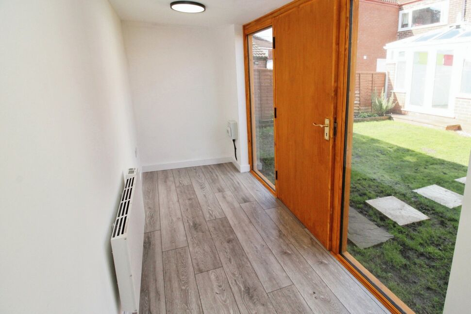 3 bedroom Semi Detached House for sale, Reddish Vale Road, Reddish, SK5