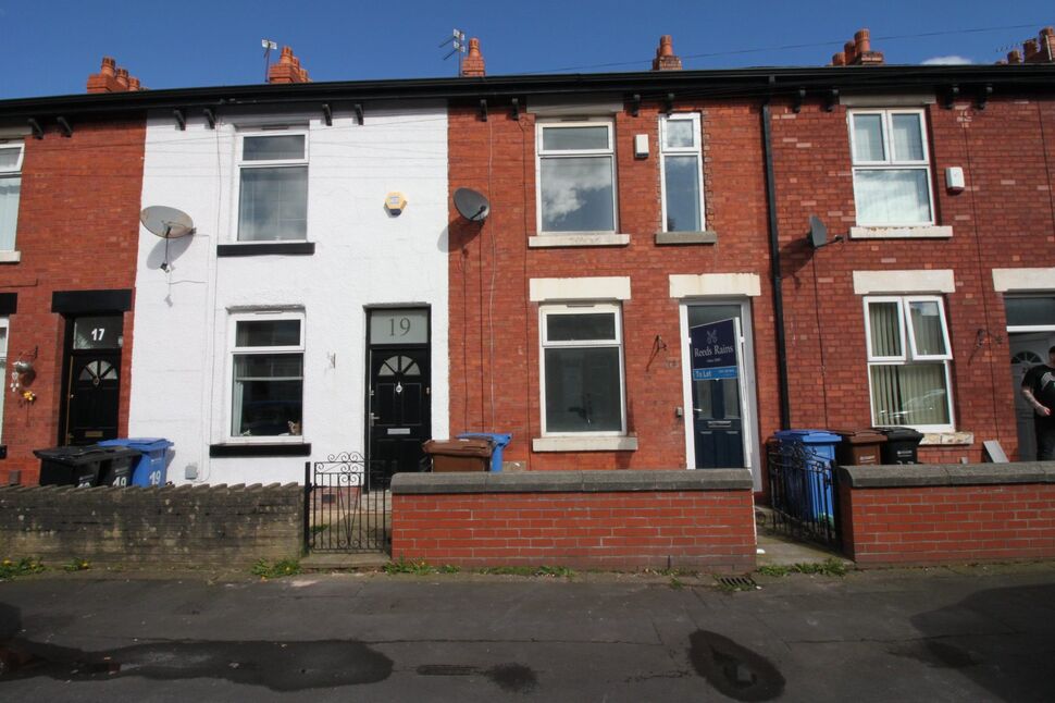 Main image of 3 bedroom Mid Terrace House to rent, Lingard Street, Stockport, Greater Manchester, SK5