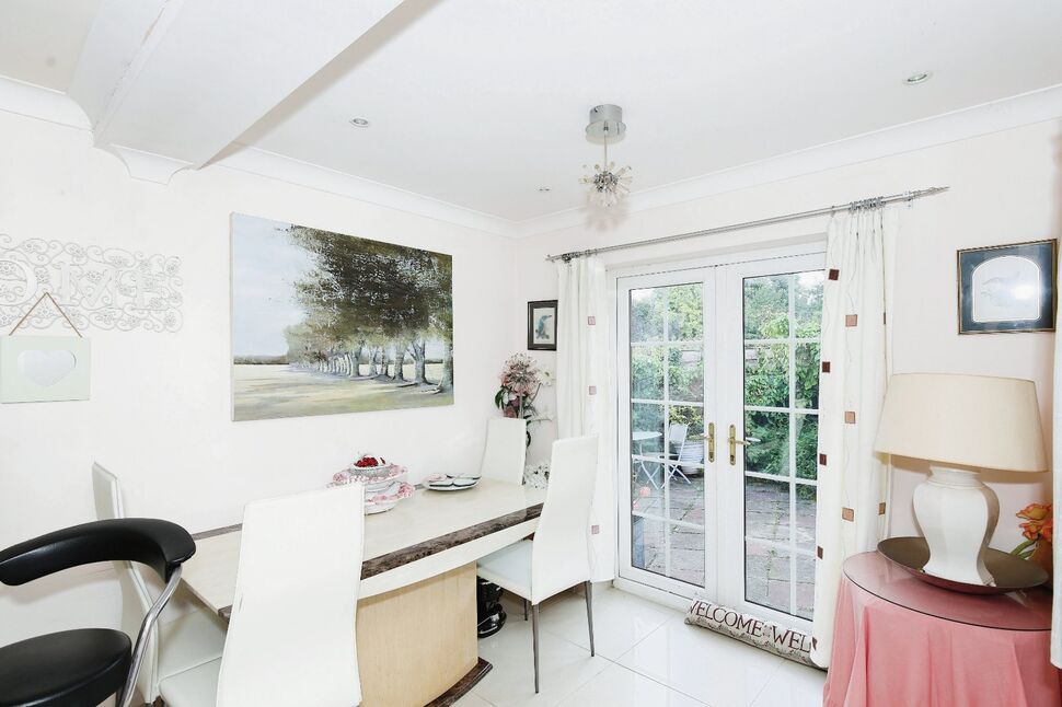 2 bedroom Detached Bungalow for sale, Calderbrook Drive, Cheadle Hulme