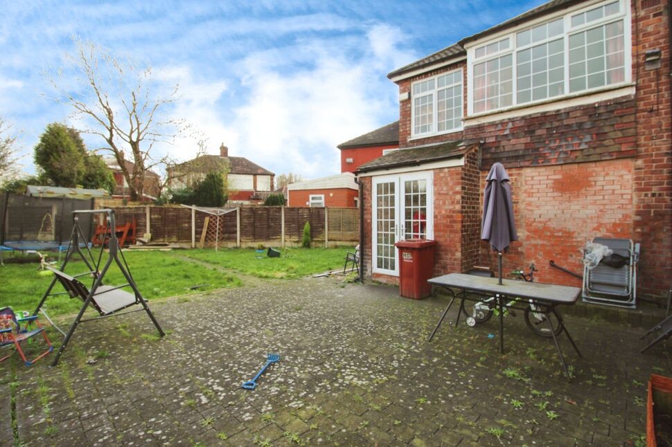 3 bedroom Semi Detached House for sale, Fowler Avenue, Manchester, M18