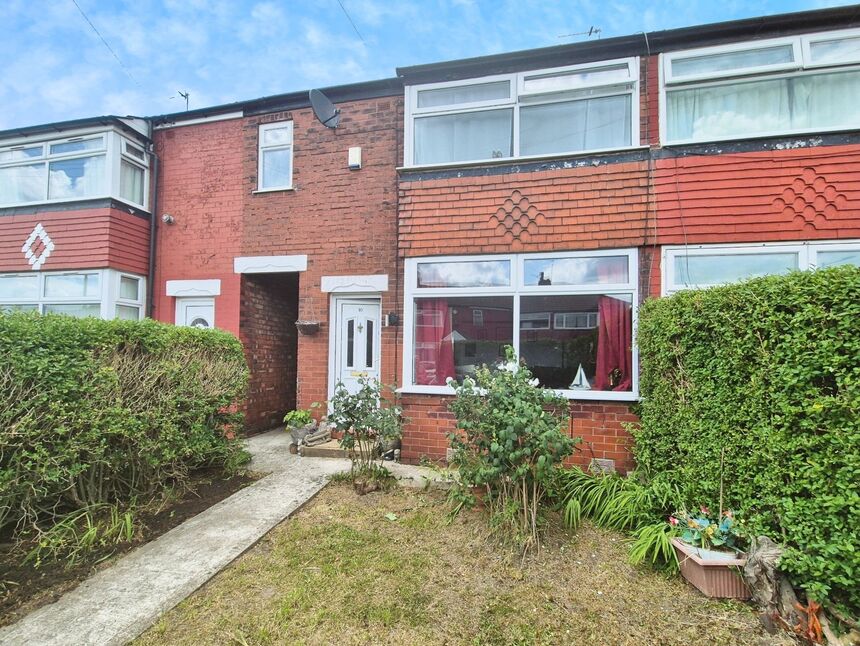 3 bedroom Mid Terrace House for sale