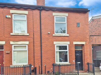 2 bedroom End Terrace House for sale