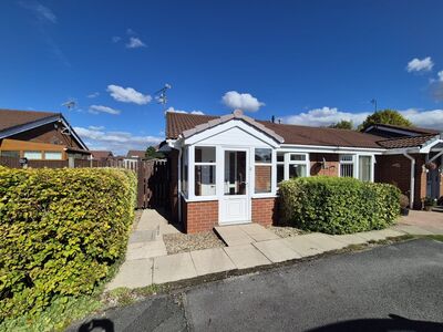 2 bedroom Semi Detached Bungalow for sale