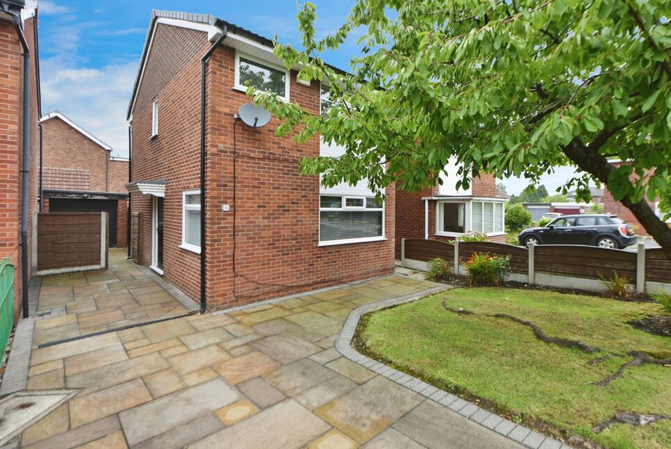 Main image of 3 bedroom Detached House for sale, Ryland Close, Stockport, Greater Manchester, SK5