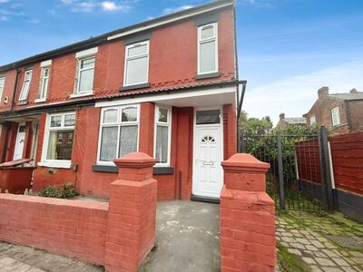 Gordon Avenue, 3 bedroom End Terrace House for sale, £350,000
