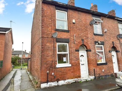 Swanhill Close, 2 bedroom End Terrace House for sale, £130,000