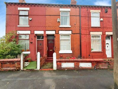2 bedroom Mid Terrace House for sale