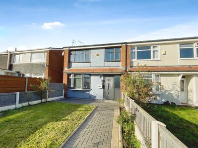 Frobisher Place, 3 bedroom Semi Detached House to rent, £1,495 pcm