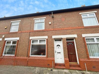 2 bedroom Mid Terrace House for sale