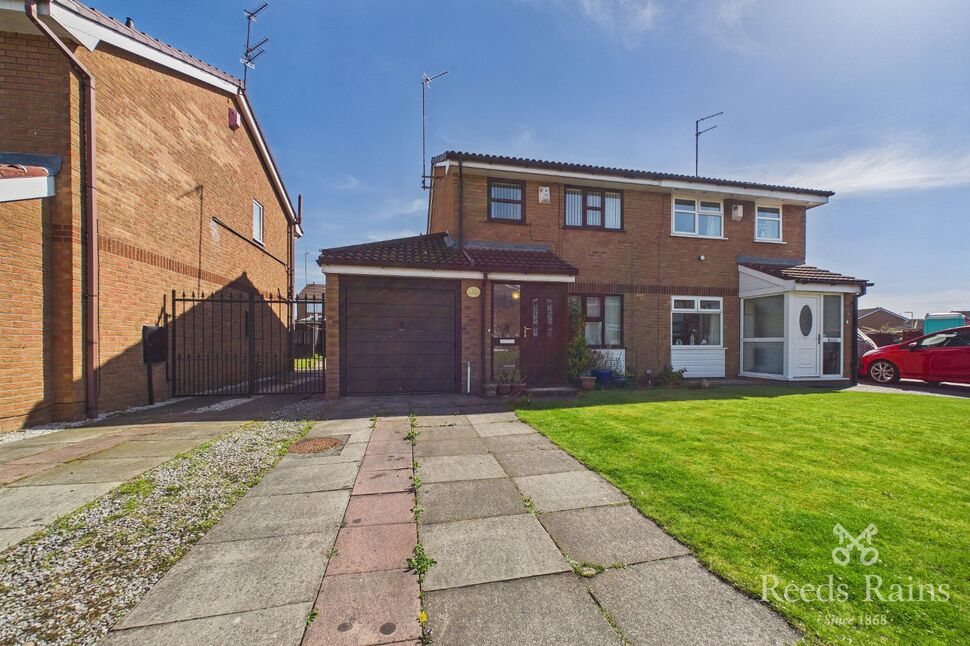 Main image of 3 bedroom Semi Detached House for sale, Charlbury Avenue, Stockport, Greater Manchester, SK5