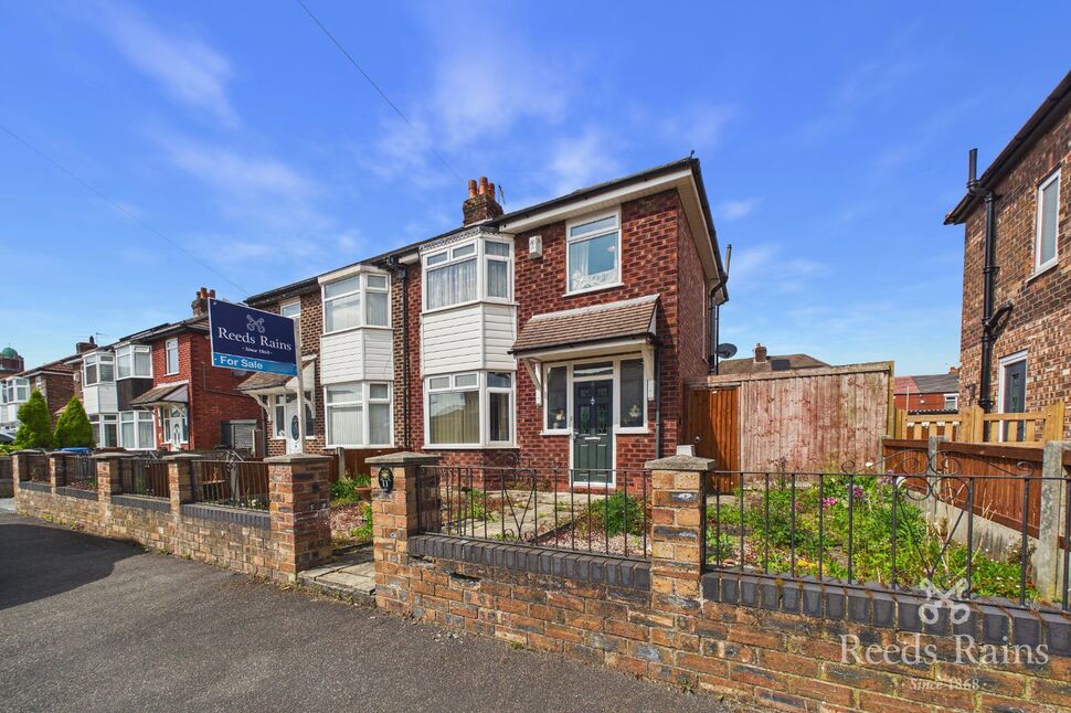 Main image of 3 bedroom Semi Detached House for sale, Newport Avenue, Reddish, Greater Manchester, SK5