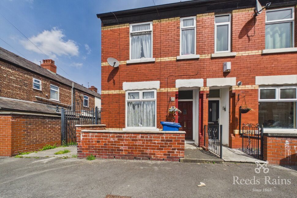 Main image of 2 bedroom End Terrace House for sale, Sandbach Road, Stockport, Greater Manchester, SK5