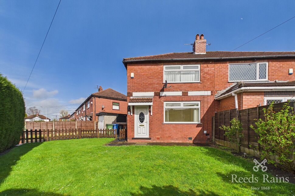 Main image of 3 bedroom Semi Detached House for sale, Fovant Crescent, Stockport, Greater Manchester, SK5