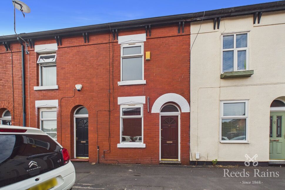 Main image of 2 bedroom Mid Terrace House to rent, Williamson Street, Stockport, Greater Manchester, SK5