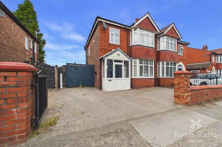 Hyde Road, 3 bedroom Semi Detached House for sale, &pound;300,000