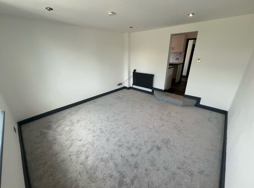 Main image of 1 bedroom Flat to rent, Gorton Road, Stockport, Greater Manchester, SK5