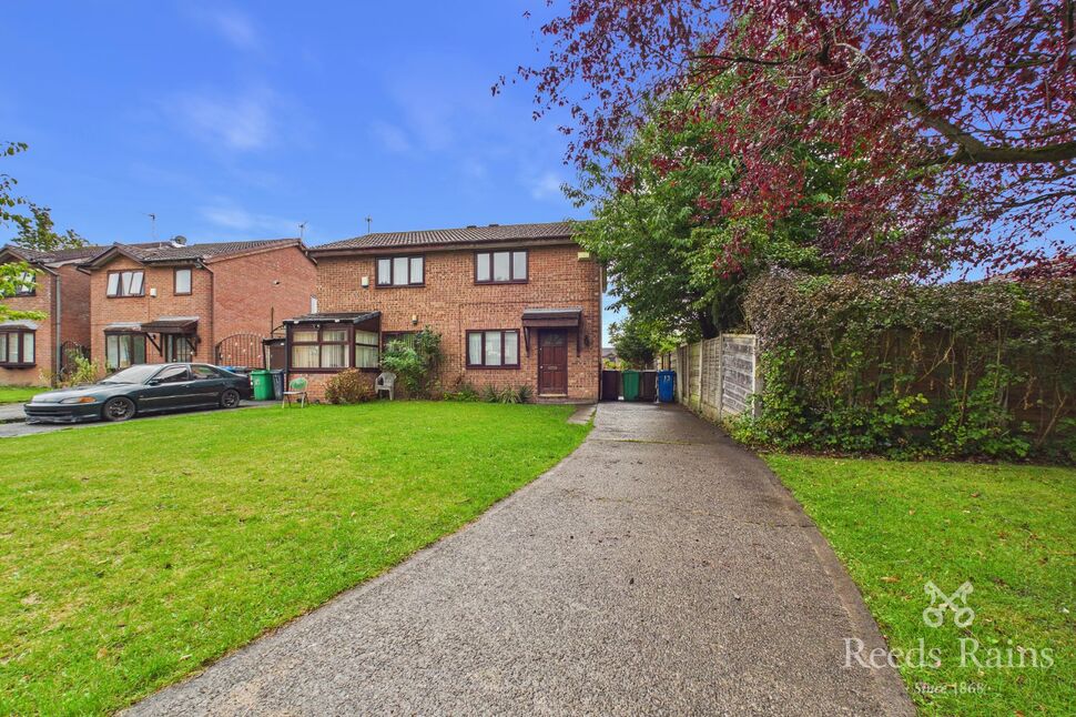 Main image of 2 bedroom Semi Detached House to rent, Tarrington Close, Manchester, Greater Manchester, M12