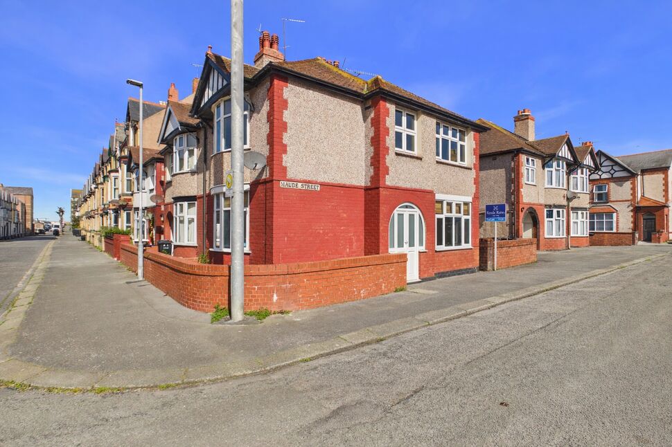 Main image of 3 bedroom End Terrace House to rent, Maude Street, Rhyl, Clwyd, LL18