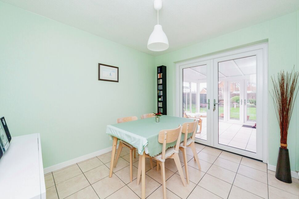 3 bedroom Detached Bungalow for sale, Lowther Close, Kinmel Bay, LL18 £260,000