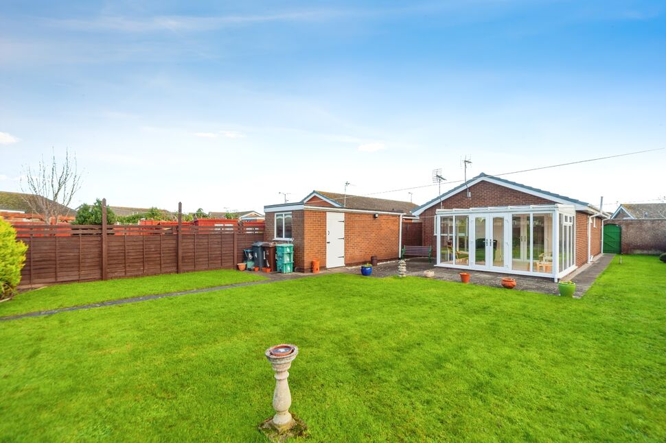 3 bedroom Detached Bungalow for sale, Lowther Close, Kinmel Bay, LL18 £260,000