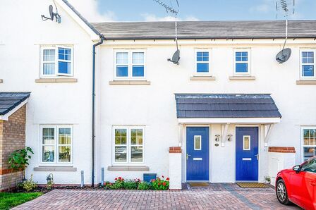 Cae Ddol, 2 bedroom Mid Terrace House to rent, &pound;900 pcm