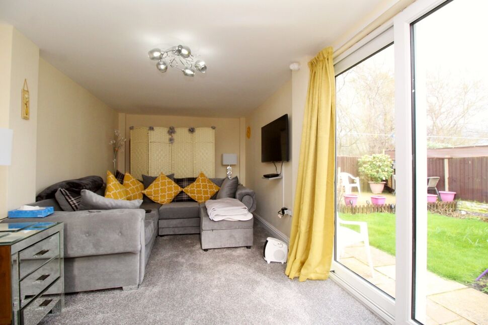 2 bedroom Semi Detached Bungalow for sale, Llys Charles, Towyn, LL22