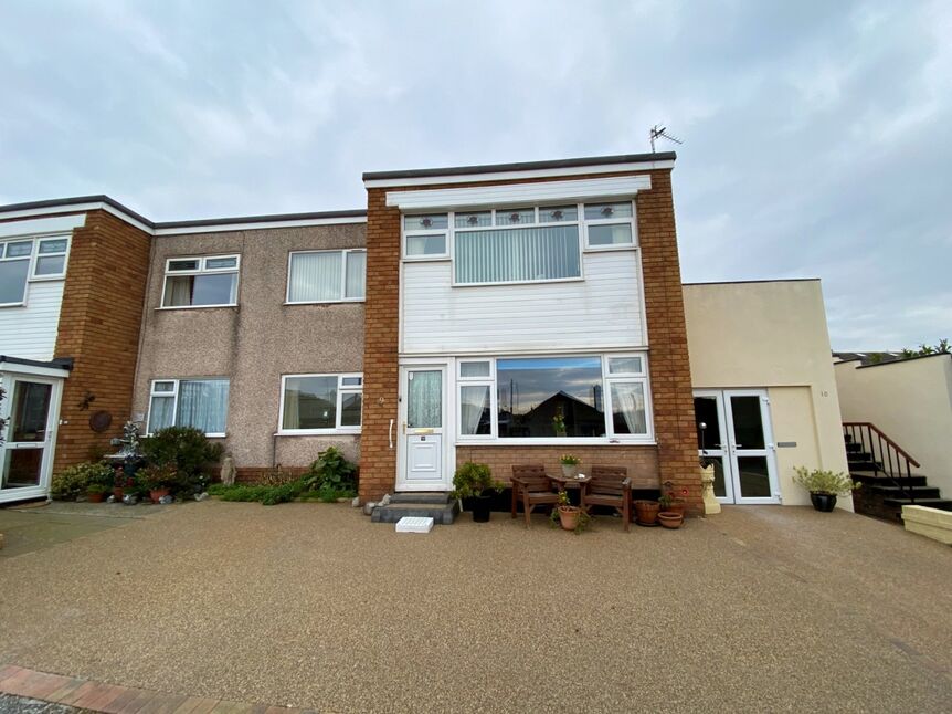 Main image of 2 bedroom  Flat for sale, Tower Court, Rhyl, Denbighshire, LL18