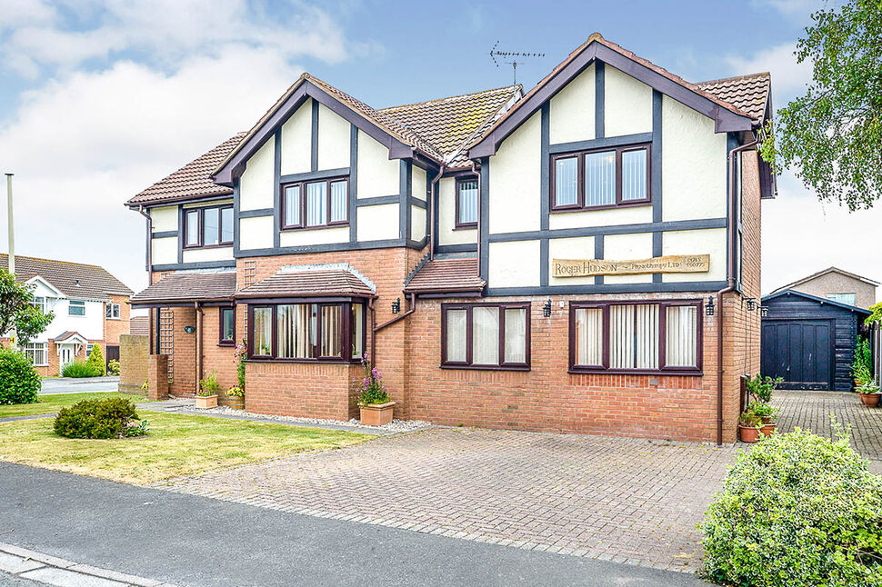 Main image of 5 bedroom Detached House for sale, Rhodfa Anwyl, Rhuddlan, Denbighshire, LL18