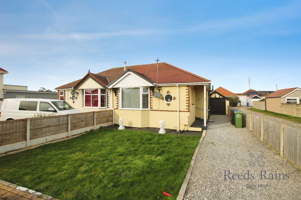 Main image of 2 bedroom Semi Detached Bungalow for sale, Rhyl Coast Road, Rhyl, Denbighshire, LL18