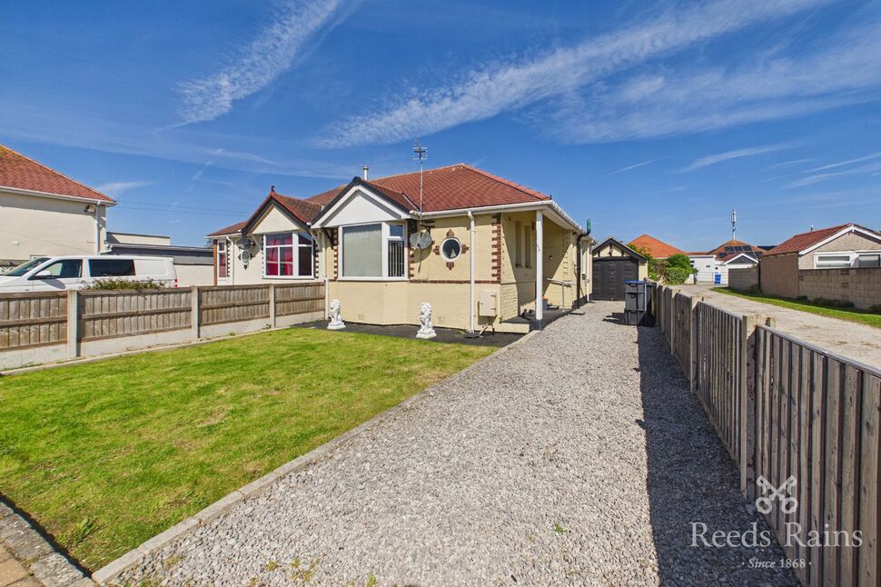Main image of 2 bedroom Semi Detached Bungalow for sale, Rhyl Coast Road, Rhyl, Denbighshire, LL18