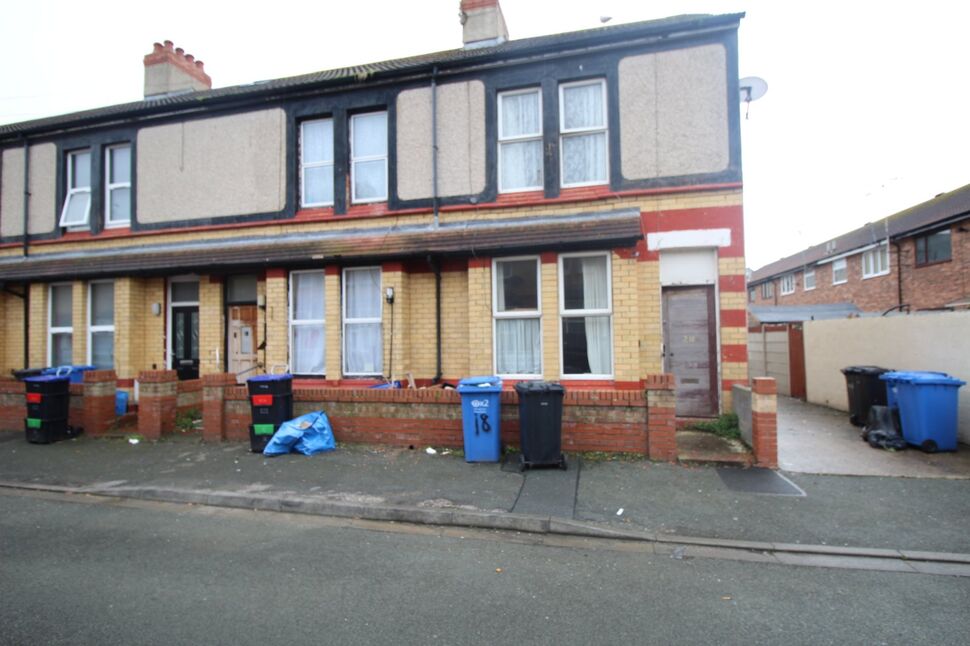 Main image of 3 bedroom End Terrace House for sale, Balmoral Grove, Rhyl, Denbighshire, LL18
