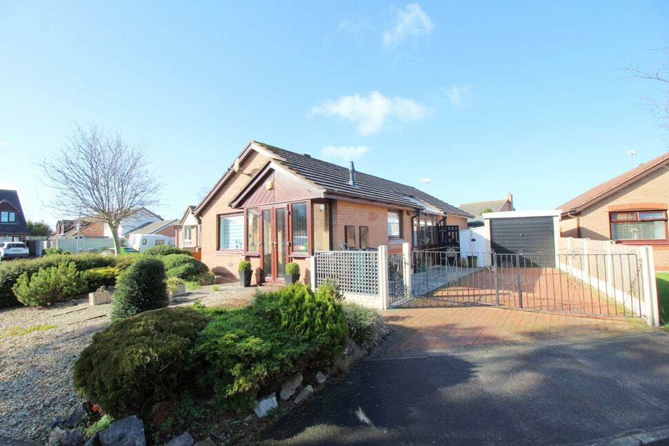 Main image of 2 bedroom Detached Bungalow for sale, Trem Y Bont, Kinmel Bay, Conwy, LL18