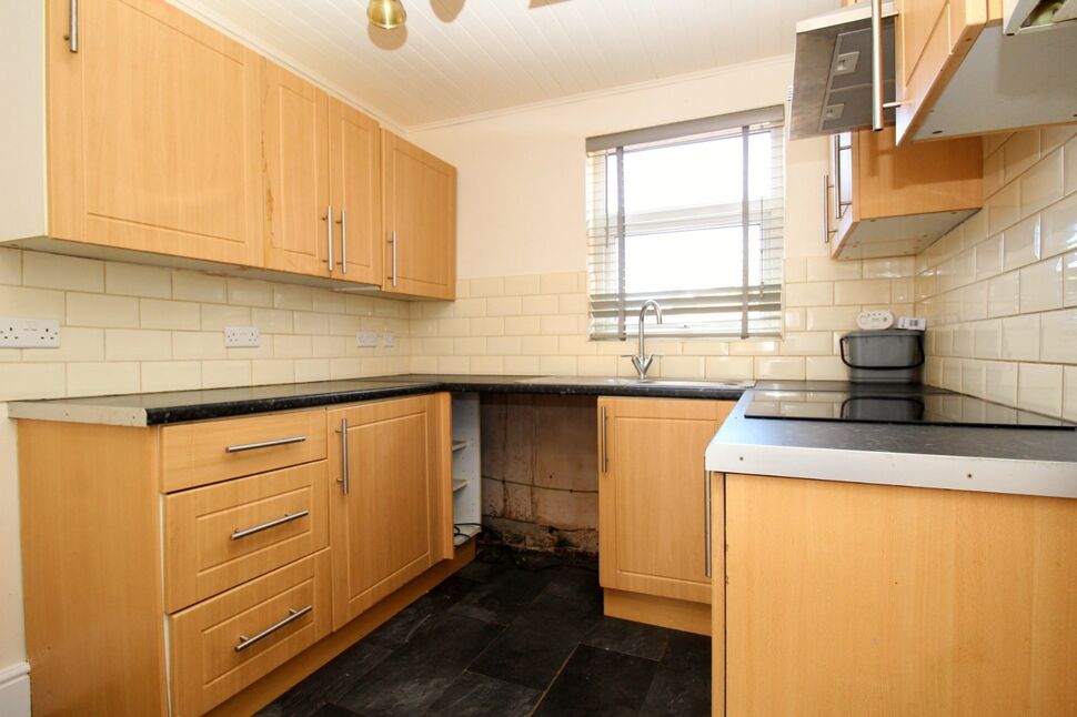 2 bedroom Mid Terrace House for sale, Larkmount Road, Rhyl, LL18 £130,000