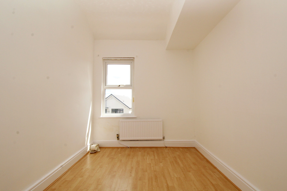 2 bedroom Mid Terrace House for sale, Larkmount Road, Rhyl, LL18 £130,000