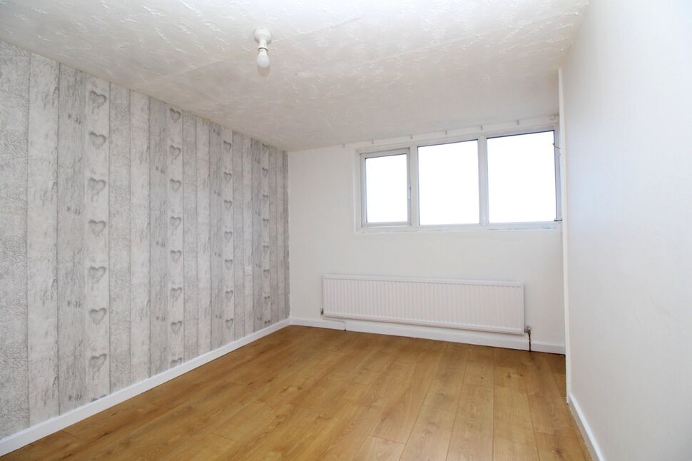 2 bedroom Mid Terrace House for sale, Larkmount Road, Rhyl, LL18 £130,000