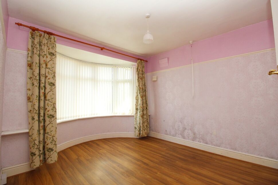 3 bedroom Detached Bungalow for sale, Knowles Avenue, Rhyl, LL18 £150,000